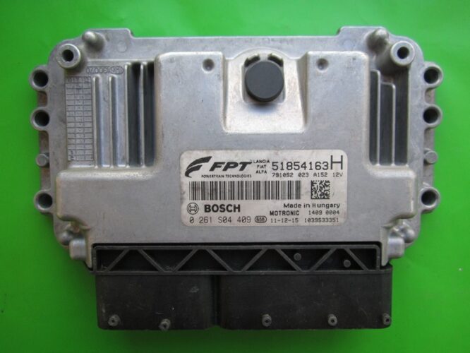 ECU Engine Control Unit Alfa Romeo Mito 1.4 51854163 0261S04409 ME7.9.10-0