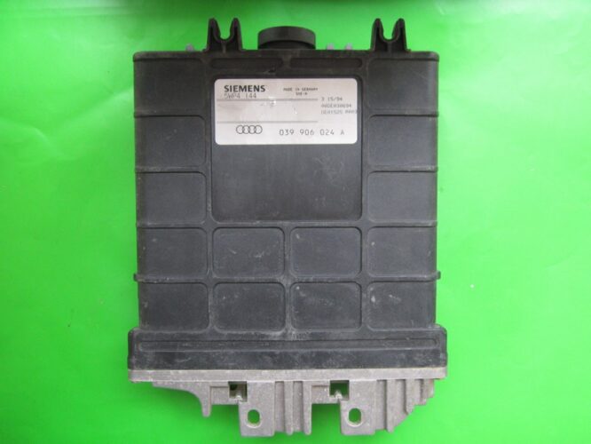 ECU Engine Control Unit Audi 80 2.0 039906024A 5WP4144 KE2.5-0