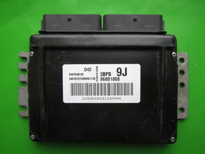 ECU Engine Control Unit Chevrolet Matiz 1.0 96801808 5WY5451B 9J Sirius D42-0