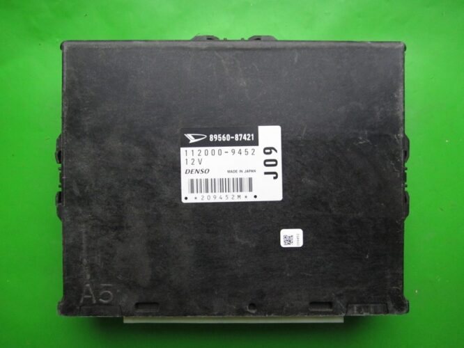 ECU Engine Control Unit Daihatsu Terios 1.3 89560-87421 112000-9452-0