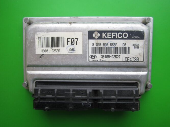 ECU Engine Control Unit Hyundai Accent 1.3 39109-22527 9030930556F M7.9.0-0