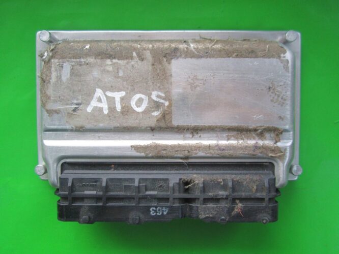 ECU Engine Control Unit Hyundai Atos 1.1 39110-02240 9030930463F M7.9.0-0