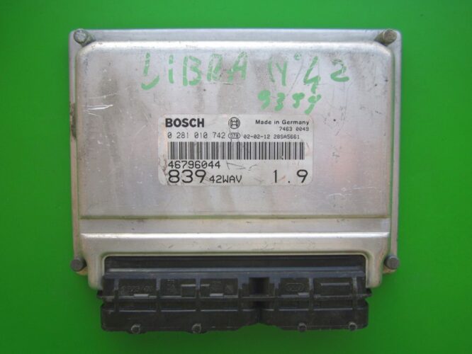 ECU Engine Control Unit Lancia Lybra 1.9JTD 46796044 0281010742 EDC15C7-0
