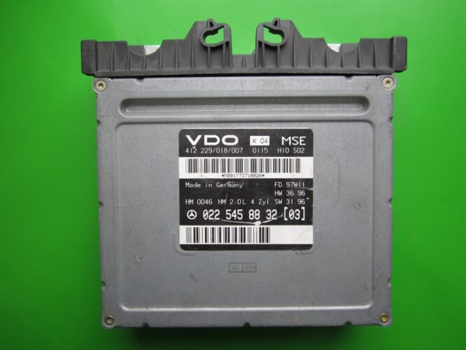 ECU Engine Control Unit Mercedes E 2.0 0225458832 VDO MSE W210-0