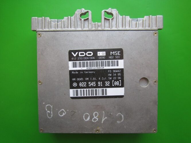 ECU Engine Control Unit Mercedes C 1.8 0225459132 VDO MSE W202-0