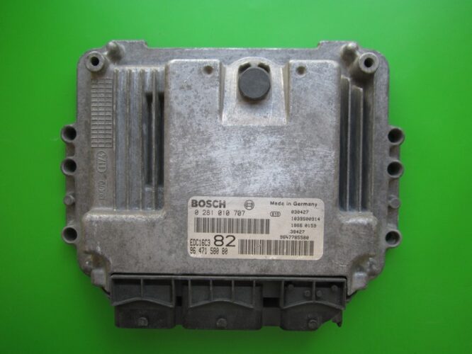 ECU Engine Control Unit Peugeot 206 1.4HDI 9647158080 0281010707 EDC16C3 8HX-0