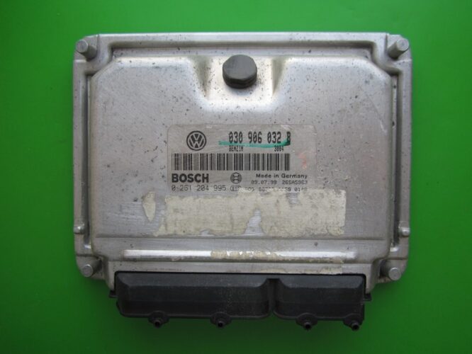 ECU Engine Control Unit Seat Arosa 1.0 030906032B 0261204995 ME7.5.10-0