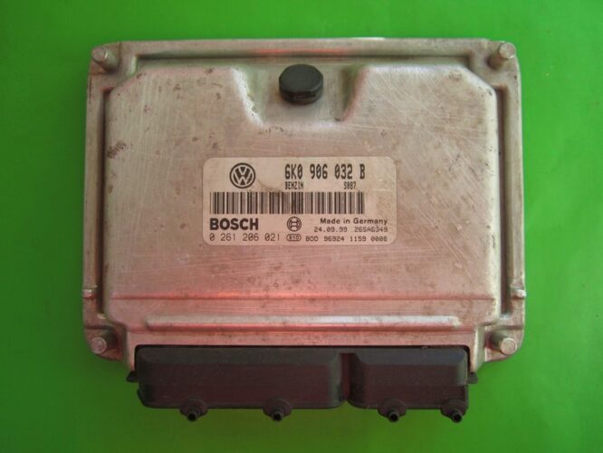 ECU Engine Control Unit Seat Ibiza 1.0 6K0906032B 0261206021 M7.5.1-0
