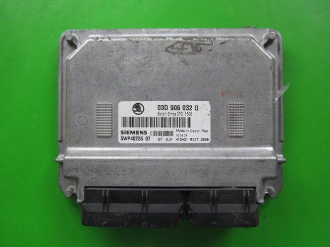 ECU Engine Control Unit Skoda Fabia 1.2 03D906032Q 5WP40235 SIMOS 3PD-0