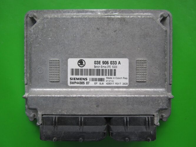 ECU Engine Control Unit Skoda Fabia 1.2 03E906033A 5WP44305 SIMOS 3PE-0
