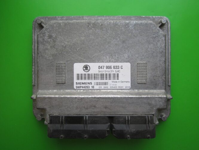 ECU Engine Control Unit Skoda Fabia 1.4 047906033C 5WP44203 SIMOS 3PA-0