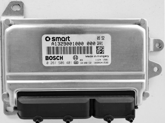 ECU Engine Control Unit Smart Fortwo 1.0 A1329001000 0261S06401 ME7.7.0-0