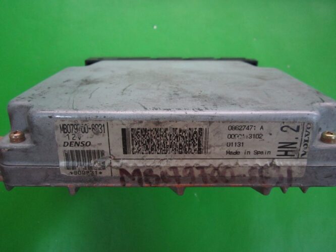 ECU Engine Control Unit Volvo S60 08627471A MB079700-8831-0