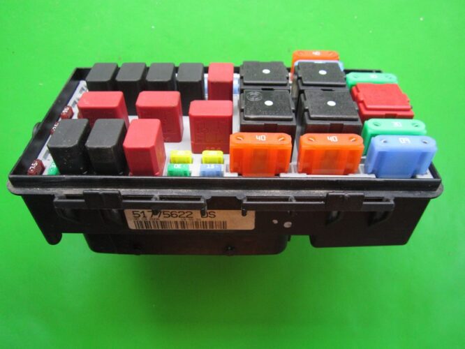 OTHERS: Fuse Box Fiat Punto 51775622-0