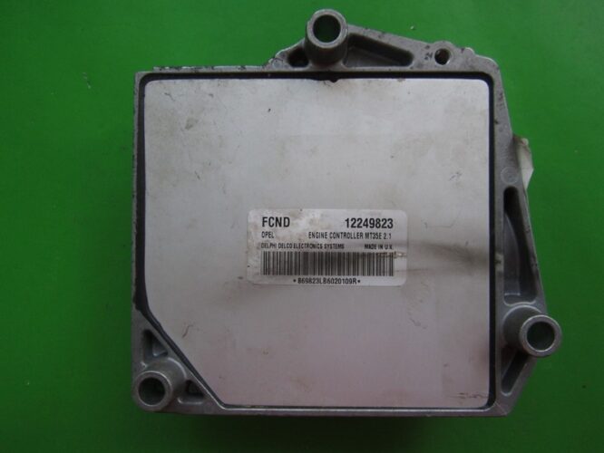 Defective ECU Opel Meriva 1.6 12249823 FCND MT35E 2.1-0