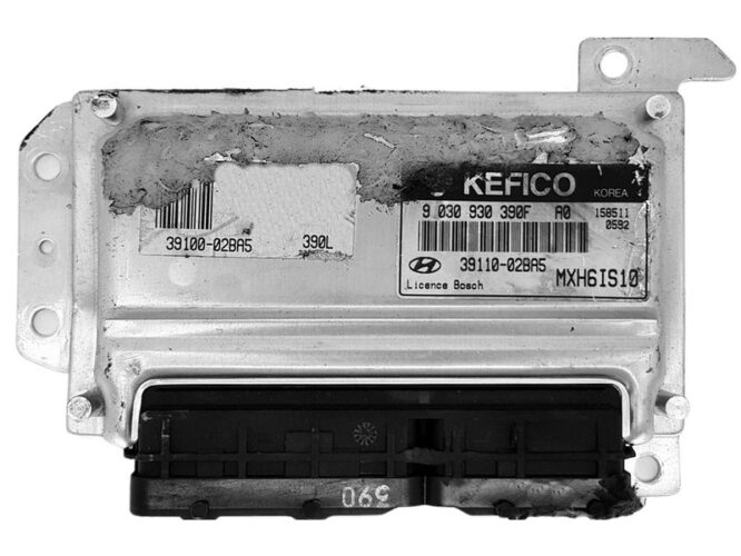 ECU Engine Control Unit Hyundai Atos 1.1 39110-02BA5 9030930390F M7.9.0-0