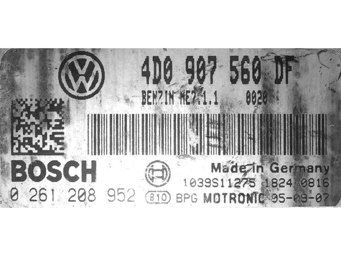 ECU Engine Control Unit VW Touareg 4.2 4D0907560DF 0261208952 ME7.1.1-0